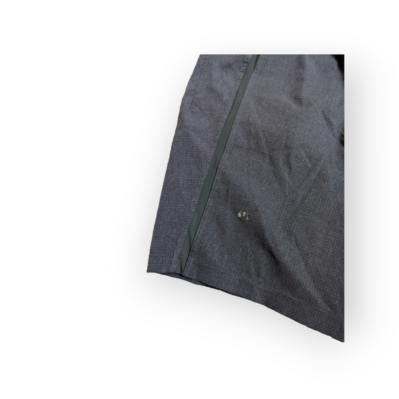 Lululemon Pace Breaker Short Linerless 8.5" - Picture 4 of 8